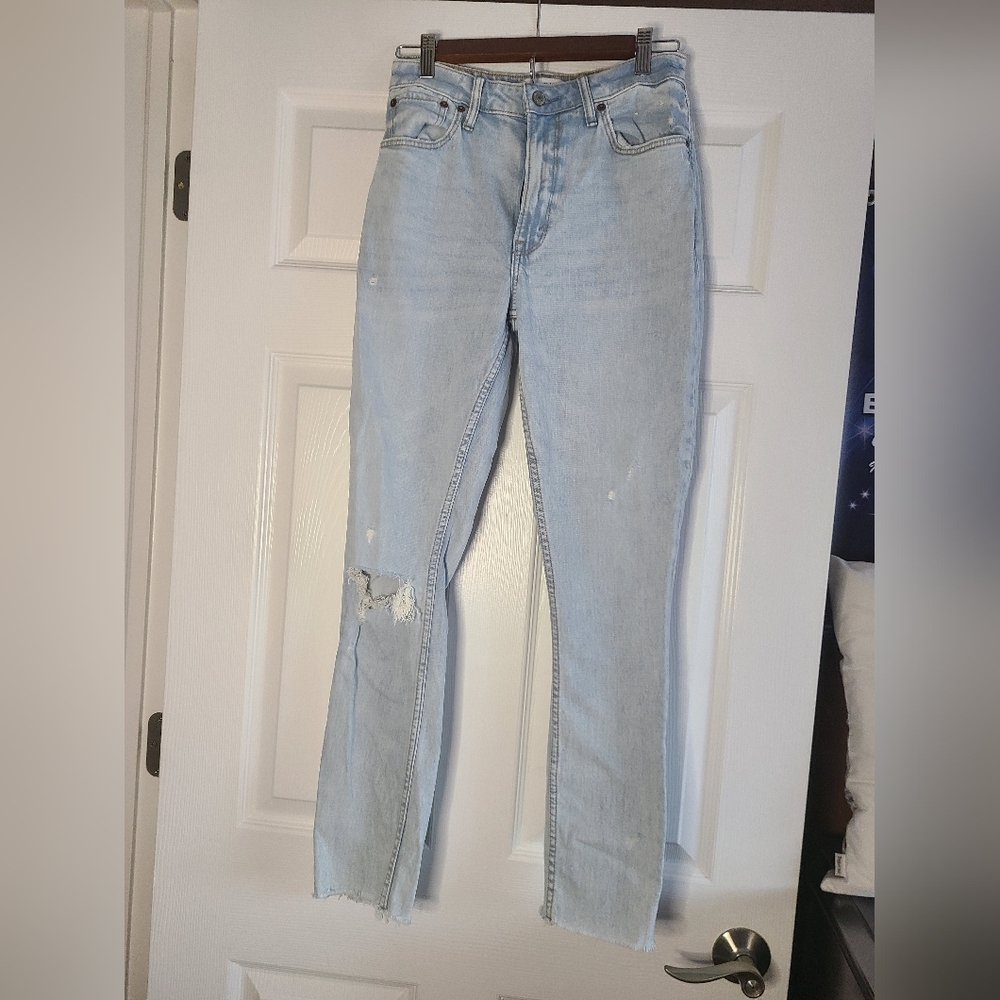 Abercrombie distessed jeans light blue Size 26/2